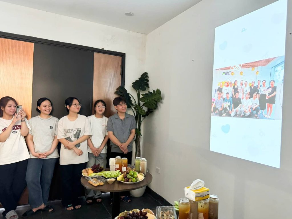 Món quà tinh thần đặc biệt từ tập thể FBC Group