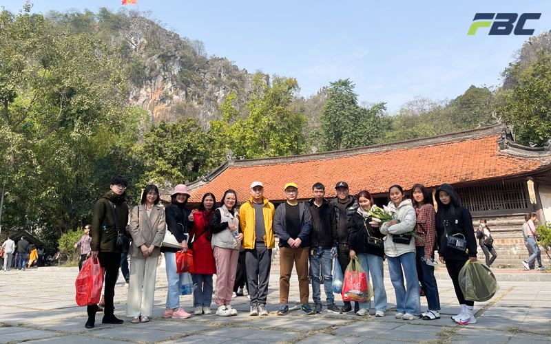 FBC Group đi lễ chùa Thầy dịp đầu xuân năm mới