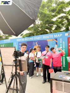 Trải nghiệm chụp ảnh Photobooth miễn phí tại gian hàng Gofood