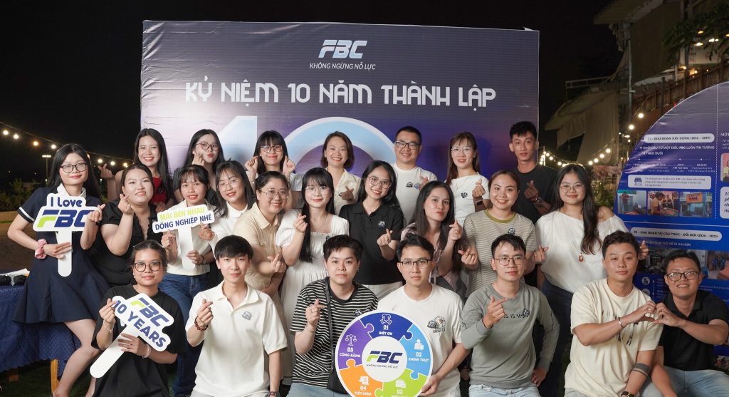 Những chặng đường đầu tiên đến ngày hôm nay